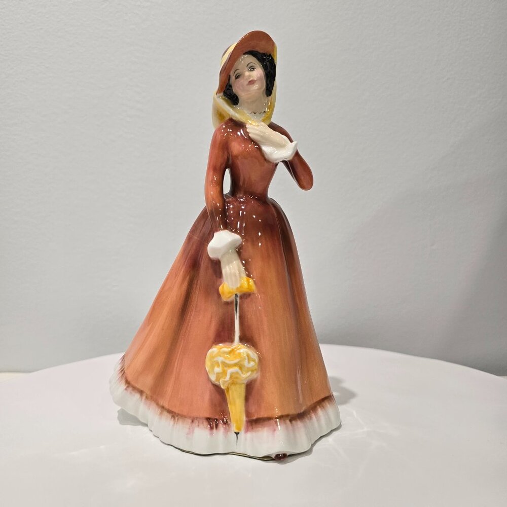 Royal Doulton – Julia, HN 2705, Vintage Bone China, 1974